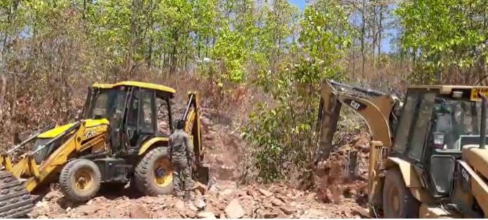 अवैध कोयला खनन के खिलाफ टास्क फोर्स की बड़ी कार्रवाई, दर्जनों कोयला खदान और सुरंगों को किया गया ध्वस्त