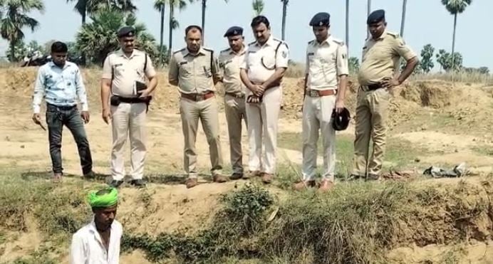 नालंदा में युवक की सिर कटी लाश मिलने से हड़कंप, पहचान करने में जुटी पुलिस