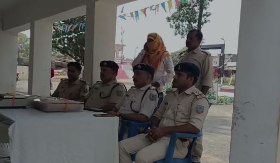 दुमका में गांजा के साथ एक तस्कर गिरफ्तार, भेजा गया जेल