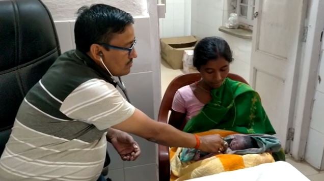 कुमाता ने लक्ष्मी को ठुकराया..! दंपति ने अपनाया