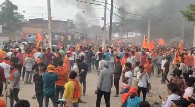 नालंदा में रामनवमी शोभायात्रा पर पथराव, स्तिथि तनावपूर्ण