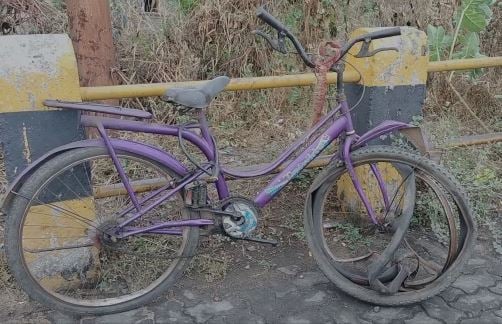 जमशेदपुर: ट्रेलर की चपेट में आने से छात्रा की मौत, ट्रेलर चालक गिरफ्तार