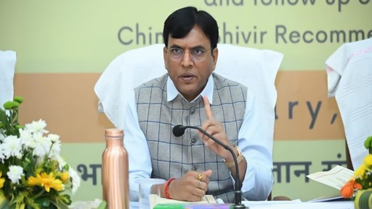 केंद्र सरकार ने स्वास्थ्य मंत्रियों की बुलाई बैठक, शुक्रवार को कोरोना के बढ़ते मामले से निबटने की बनेगी रणनीति