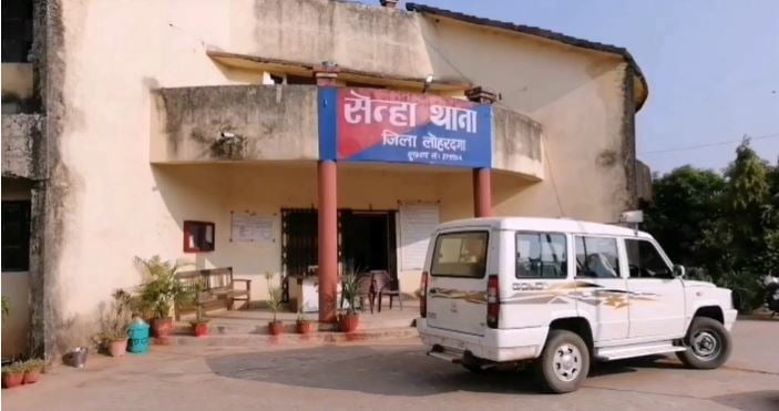 लोहरदगा: दुष्कर्म के दो अलग-अलग मामलों में 3 नाबालिग सहित पांच आरोपी गिरफ्तार