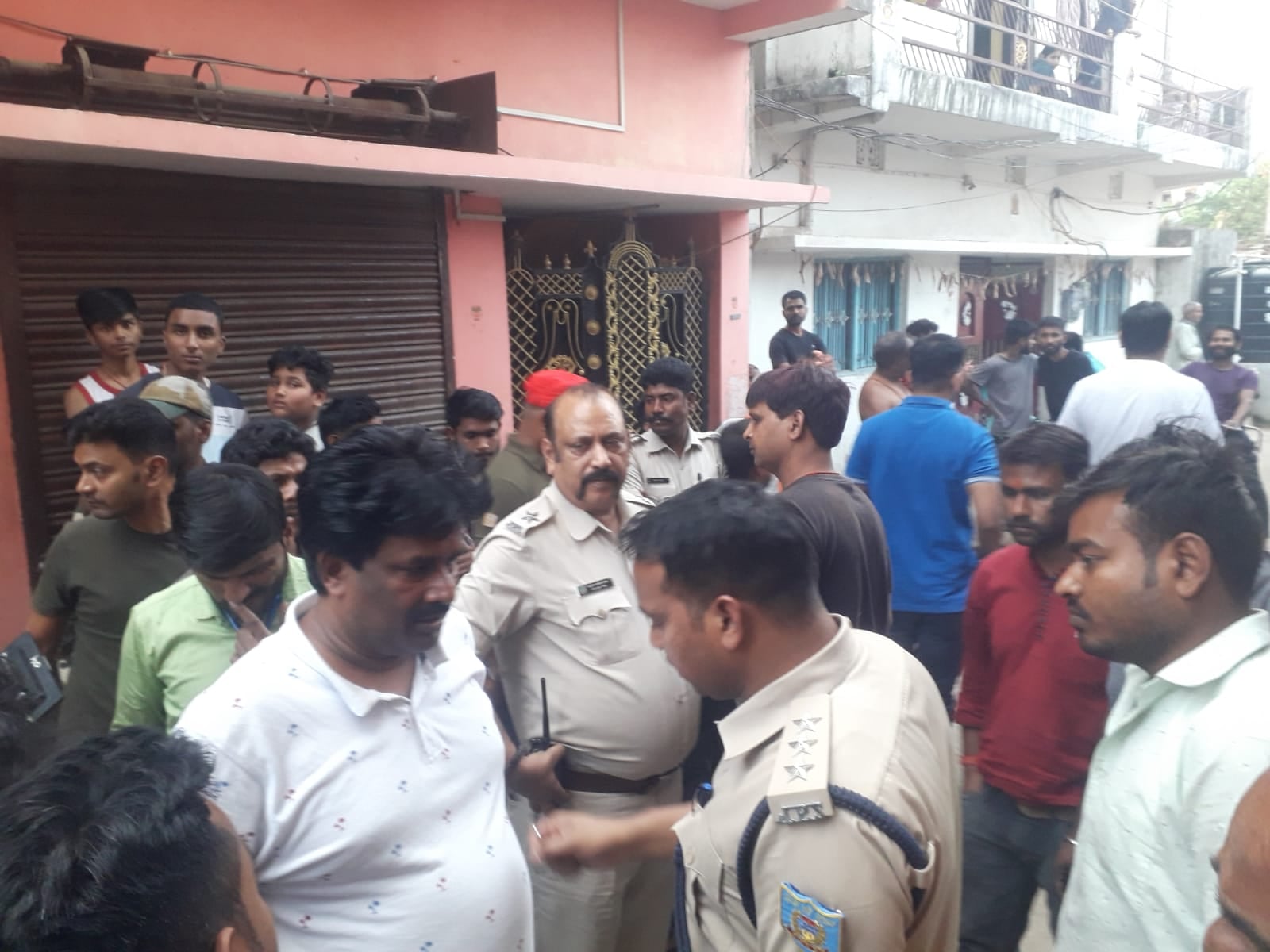 बच्चों की लड़ाई में रांची में चली दर्जनों राउंड गोलियां, पुलिस मामले की जांच में जुटी