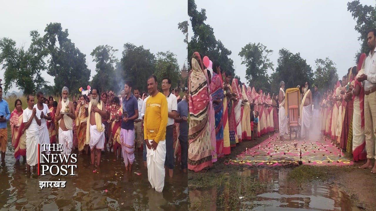 धनबाद में गंगा आरती, नमामि गंगे योजना के तहत किया गया योगाभ्यास