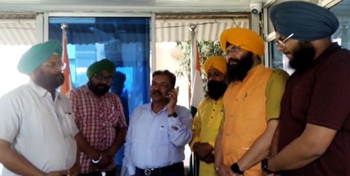 सिख समुदाय के लोगो में जातिगत जनगणना को लेकर आक्रोश, मांगे पूरी नहीं होने पर आंदोलन की दी चेतावनी