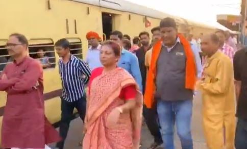 वीर शिबू के पुत्र हैं जरुर मगर हेमंत सोरेन हैं कायर,इसलिए रांची से भागकर आ गए हैं संताल परगना-निशिकांत