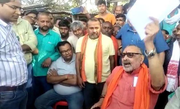 एक बार फिर सरकार पर बरसे गिरिराज, सिस्टम पर तुष्टीकरण का लगाया बड़ा आरोप