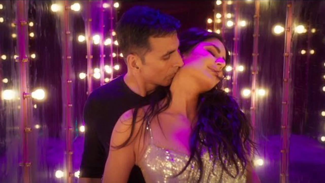 कैटरीना के ‘टिप–टिप बरसा पानी’ ने रिलीज होते ही इंटरनेट पर लगाई आग