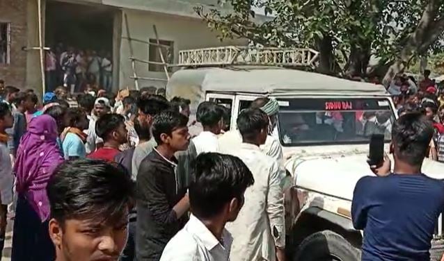 स्कूल जा रहे छात्र की दिनदहाड़े चाकू मारकर हत्या, आपसी रंजीश में किया गया मर्डर