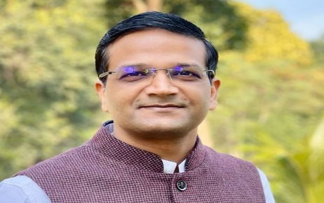 रांची के पूर्व डीसी छवि रंजन ने ED से मांगा 2 सप्ताह का वक्त, जानिए क्या बताया कारण