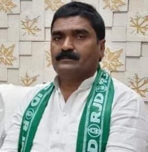 बेगूसराय: पूर्व मुखिया सह आरजेडी नेता नगीना यादव की सड़क दुर्घटना में मौत,राजद पार्टी में शोक की लहर