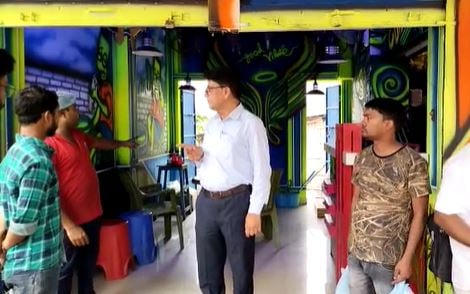 Zomato से मंगाए खाना खाने से छः बीमार, फूड सेफ़्टी अधिकारी ने सील किया रेस्टोरेंट