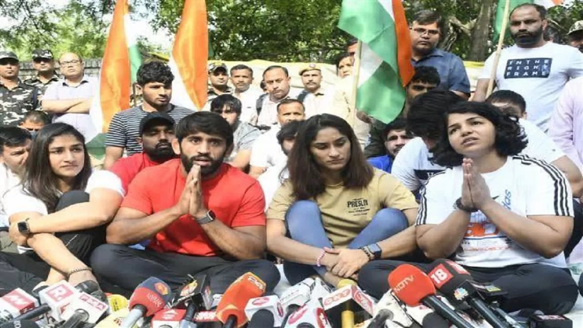 यौन शोषण मामले में महिला खिलाड़ियों को मिली पहली जीत, सुप्रीम कोर्ट के दखल के बाद प्राथमिकी दर्ज करवाने का आदेश