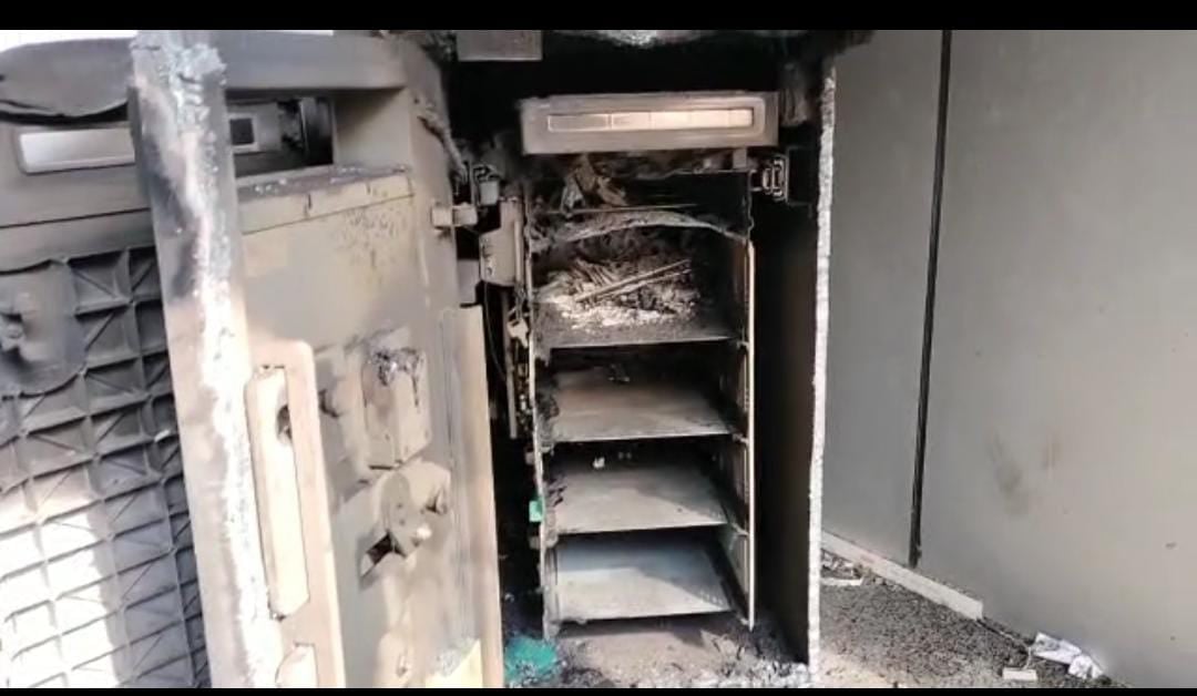 छपरा में SBI एटीएम से लाखों की चोरी, तरीका जानकर हैरान रह जायेंगे आप