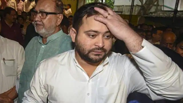 मोदी सरनेम के बाद अब ‘गुजराती ठग’ पर खिंची तलवार, अहमदाबाद मेट्रो कोर्ट में तेजस्वी के खिलाफ सुनवाई