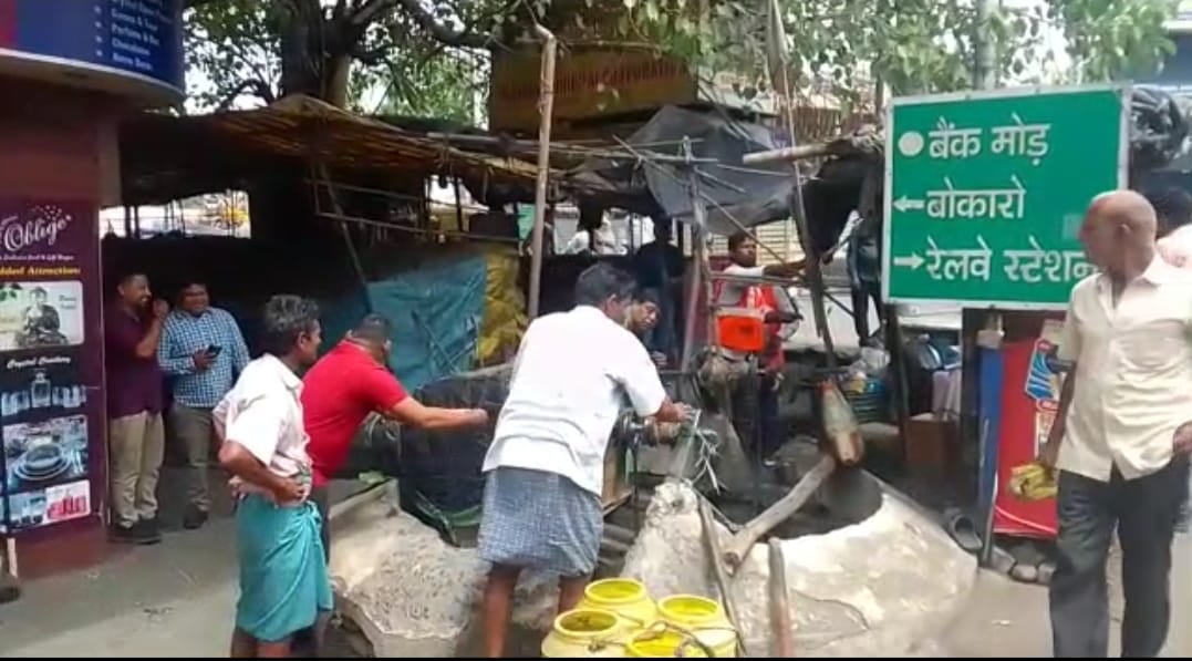 हुजूर,मैं कोई साधारण कुआं नही हूं, अंग्रेजों ने मुझे खुदवाया था लेकिन लोगों को मुझपर दया नहीं आई, जानिए क्या है पूरी कहानी