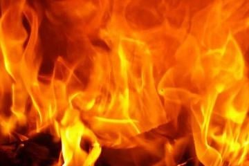 धनबाद के जोड़ापोखर में मंगलवार की रात लोग घर छोड़कर सड़क पर चले गए,जानिए क्या थी वजह