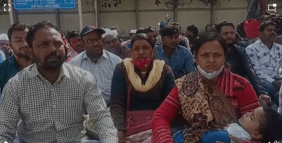 हाईस्कूल शिक्षक नियुक्ति प्रक्रिया : सड़क पर मन रहा छठ त्यौहार, कब सुनेगी हेमंत सरकार