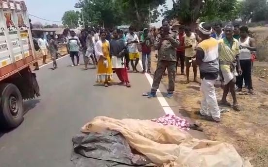 गम में बदला खुशी का माहौल, दो अलग अलग सड़क दुर्घटना में 3 बाराती की मौत