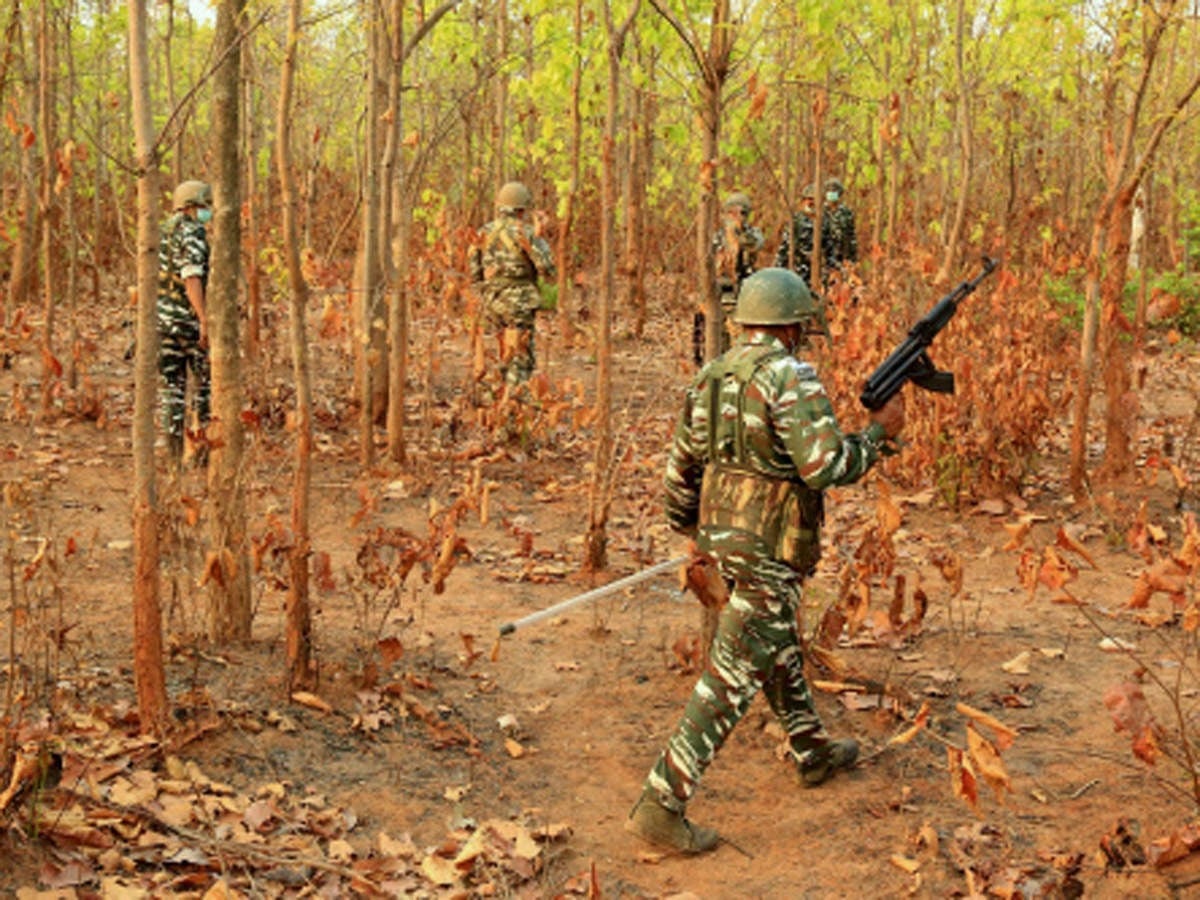 छत्तीसगढ़: सुकमा में सुरक्षाबलों और नक्सलियों के बीच मुठभेड़, दो नक्सली ढेर