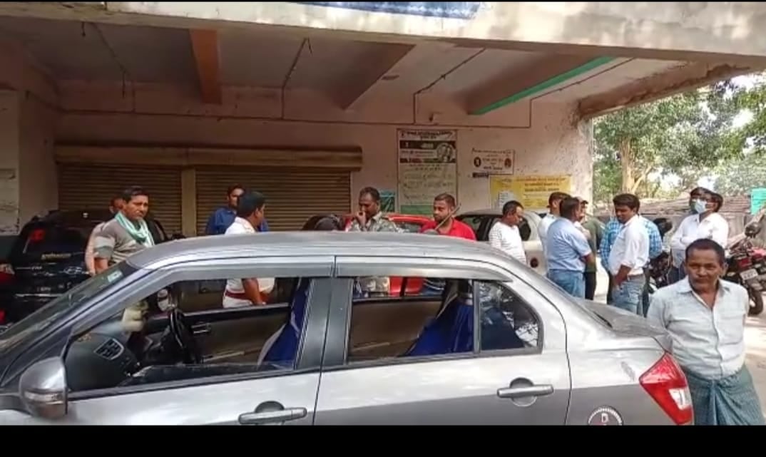 ECL अधिकारी की पत्नी ने फंदे से झूलकर दे दी जान, जानिए क्या लग रहे हैं आरोप