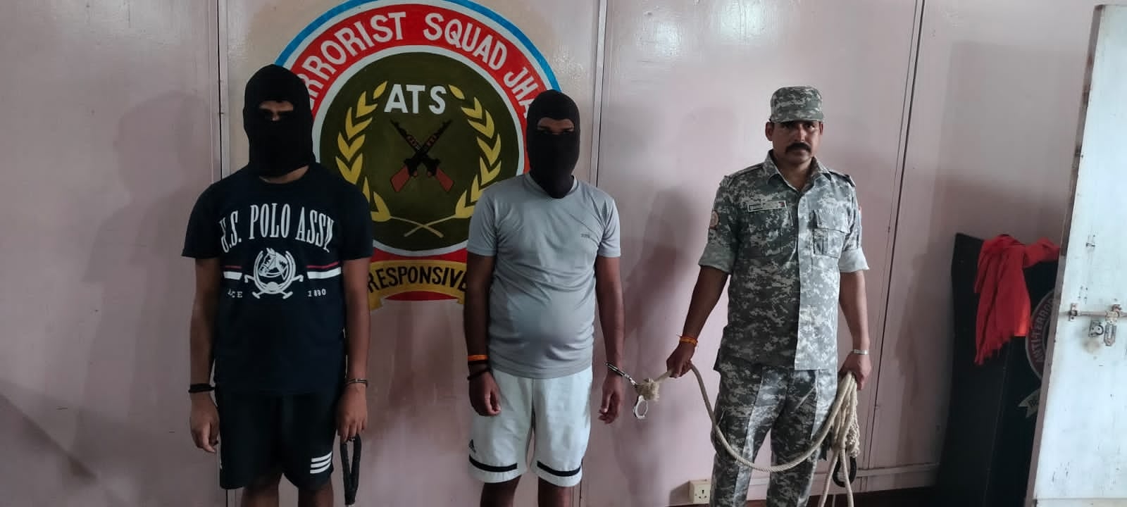 ATS की बड़ी कार्रवाई, भोला पांडे गिरोह के दो गुर्गे को दबोचा, विधायक प्रतिनिधि के हत्या मामले में भी संलिप्त थे अपराधी