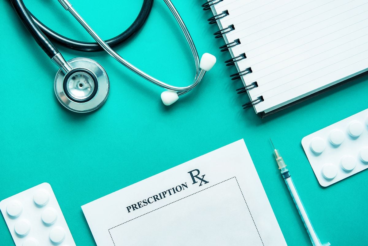 धरती के "भगवान" को अब किसी भगवान से कोई डर नहीं, जानिए क्यों उठ रही आयुष्मान योजना की जांच की मांग