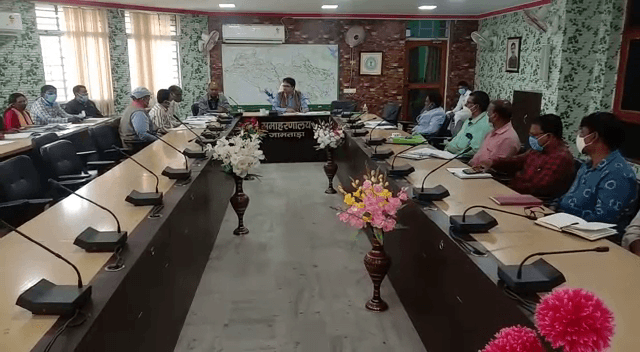 आपूर्ति विभाग के अधिकारियों को डीसी का सख्त निर्देश, धान कटाई शुरू होने से पहले सूचीबद्ध  हो किसानों के नाम