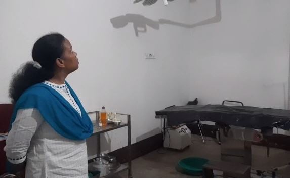 गिरिडीह: अवैध चल रहे नर्सिंग होम पर एसडीएम की छापेमारी,  संचालकों में मचा हड़कंप