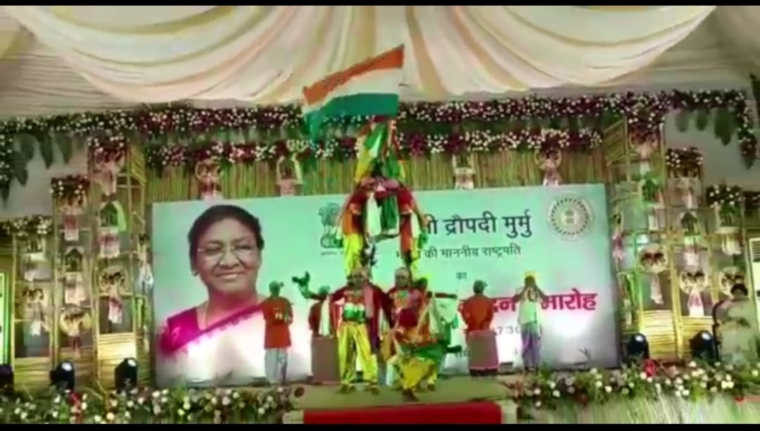 राष्ट्रपति के सम्मान में राजभवन में दावत का आयोजन, सांस्कृतिक कार्यक्रम हुए पेश