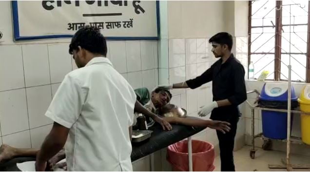 देवघर में बिहार से आए भाड़ें के गुंडों का नंगा नाच , भूमाफियाओं ने जमीन हथियाने के लिए  की जमकर पिटाई, कई लोग घायल