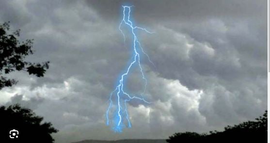 झारखंड में आसमानी बिजली की आफत, पिछले दो दिन में कम से कम 12 लोग की मौत, अभी भी सता रहा डर