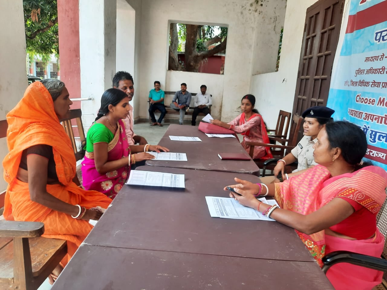 अब बिना खर्चे के सुलझेगा कोर्ट का विवाद, जानें किस तरह नालसा और झालसा करता है काम