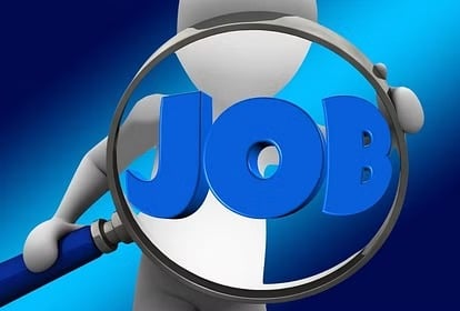 सरकारी नौकरी की तैयारी करने वालों के लिए बंपर ऑफर, हेल्थ डिपार्टमेंट में सहायक रेडियोग्राफर के 1067 पदों पर निकली वैकन्सी