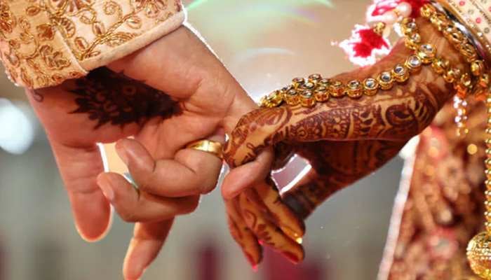 महज चार दिनों में की दो शादियां, युवक को हिरासत में लेकर उलझन में पड़ गई पुलिस, जानिए क्या है मामला