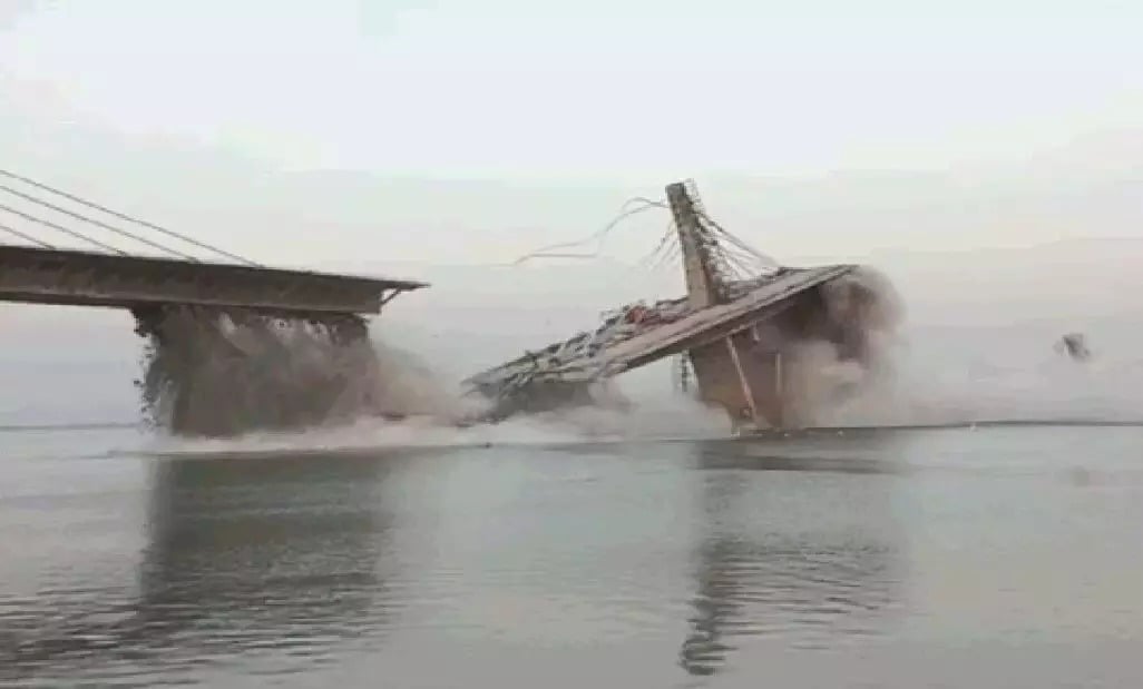 बिहार: करोड़ों की लागत से बना पुल गंगा नदी में समाया, सीएम नीतीश ने 2014 में किया था शिलान्यास