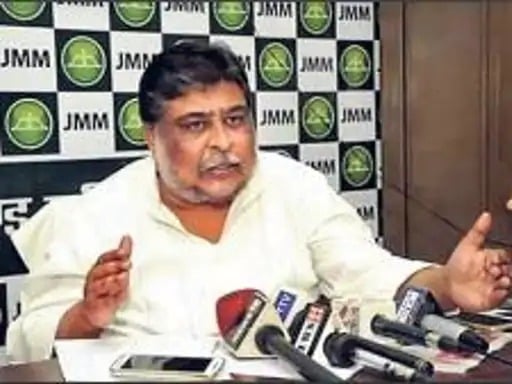 आदिवासी-मूलवासियों को मिटाने के लिए कृतसंकल्पित है भाजपा!  मणिपुर हिंसा पर झामुमो का बयान