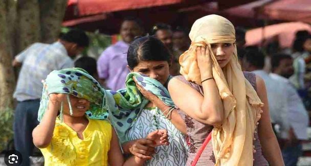 बारिश के इंतजार में झारखंड, पसीने से तर-बतर कर झुलसा रही गर्मी, गोड्डा में तो बरस रही आग !