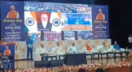 रांची में रोजगार मेला का आयोजन, देश भर में 70 हजार छात्रों को दिया गया नियुक्ति पत्र