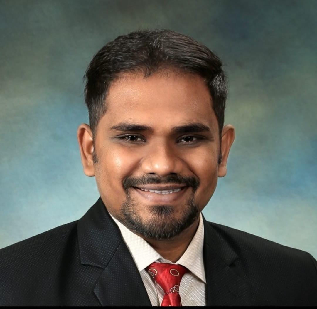 अभी पत्नी के हाथों की मेहंदी भी नहीं छूटी थी कि उजड़ गया मांग का सिंदूर,जानिए IIT ISM के प्रोफेसर की मौत की दुख भरी कहानी