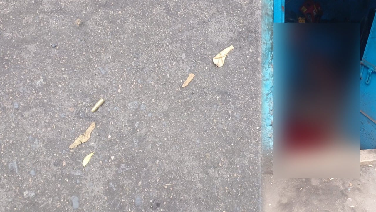 BIG BREAKING: धनबाद के चासनाला में दिन दोपहर सेल कर्मी को दौड़ा कर की गई फायरिंग, सिर और पेट में लगी गोली