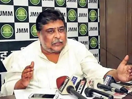 अपने व्यभिचारी सांसद बृजभूषण को बचाने के लिए किसी भी हद तक जा सकती है भाजपा! झामुमो ने दिल्ली पुलिस को बताया भाजपा का गुलाम