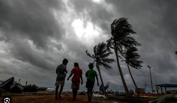 देश में बिपरजॉय से भी बड़े-बड़े विनाशकारी तूफान आए हैं, जानिए वो कौन-कौन साइक्लोन थे, जिसने जिंदगी बेबस कर दी थी.