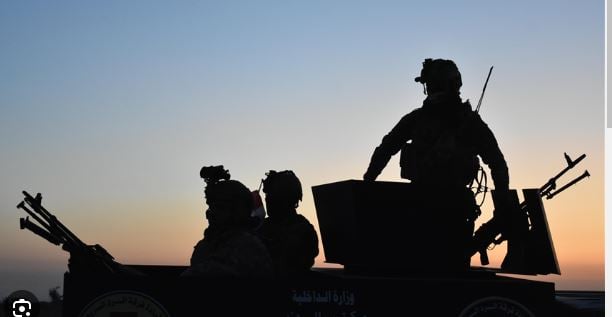 युगांडा के एक स्कूल में ISIS आतंकियों का हमला , 25 लोगों की मौत से मचा कोहराम