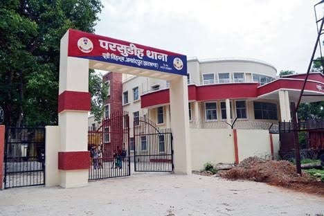 जमशेदपुर : हथियार के दम पे अपराधी दे रहे लूटपाट की घटना को अंजाम, जांच में जुटी पुलिस