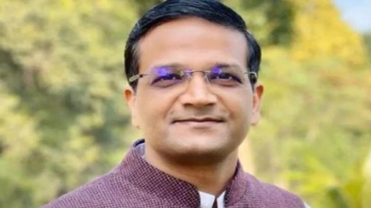होटवार जेल में कुख्यात अपराधियों के बीच छवि रंजन, सता रहा है जान का डर! देखिये यह रिपोर्ट
