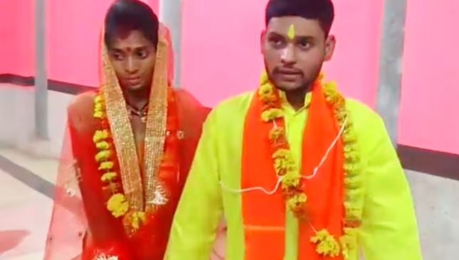 प्यार की मिसाल!  धर्म की वजह से आ रही थी शादी में रुकावट, तो प्रेमी ने निकाला ये रास्ता