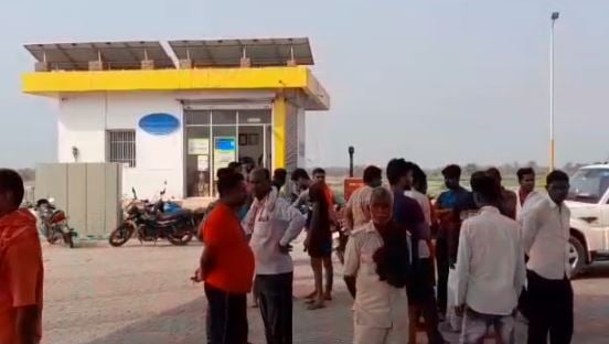 मोतिहारी में अपराधियों ने पेट्रोलपंप कर्मी से लूटे पैसे, विरोध करने पर किया ये हश्र